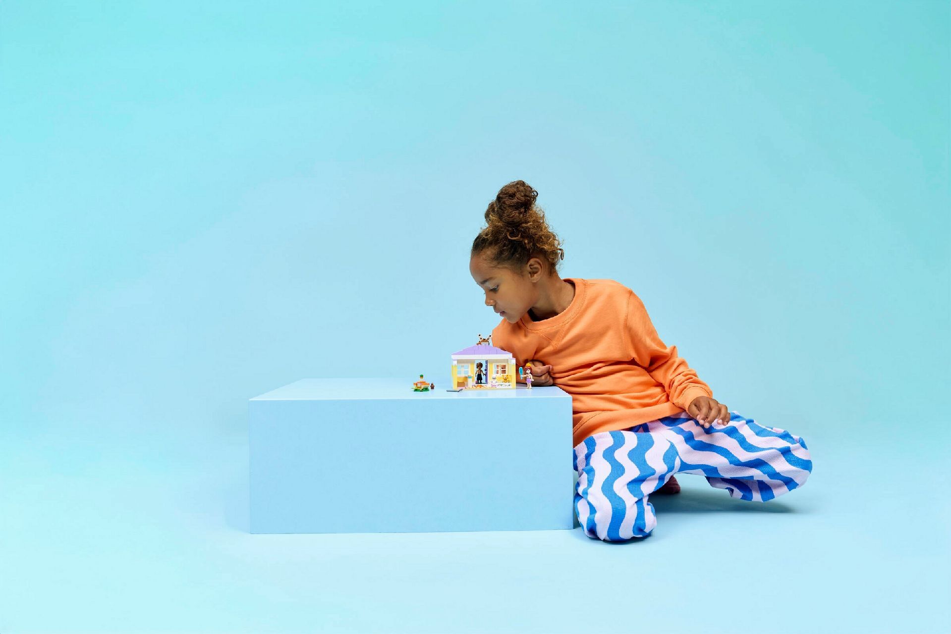 LEGO® Heartlake City Bunny Hotel