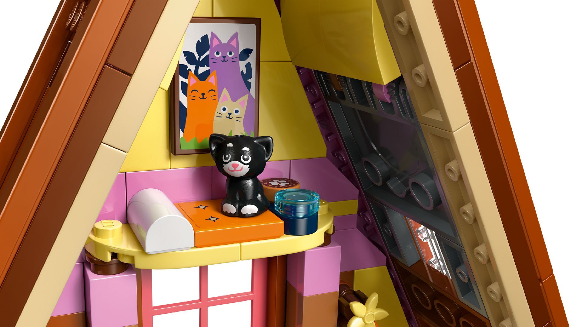 LEGO® Nature Glamping Cabin