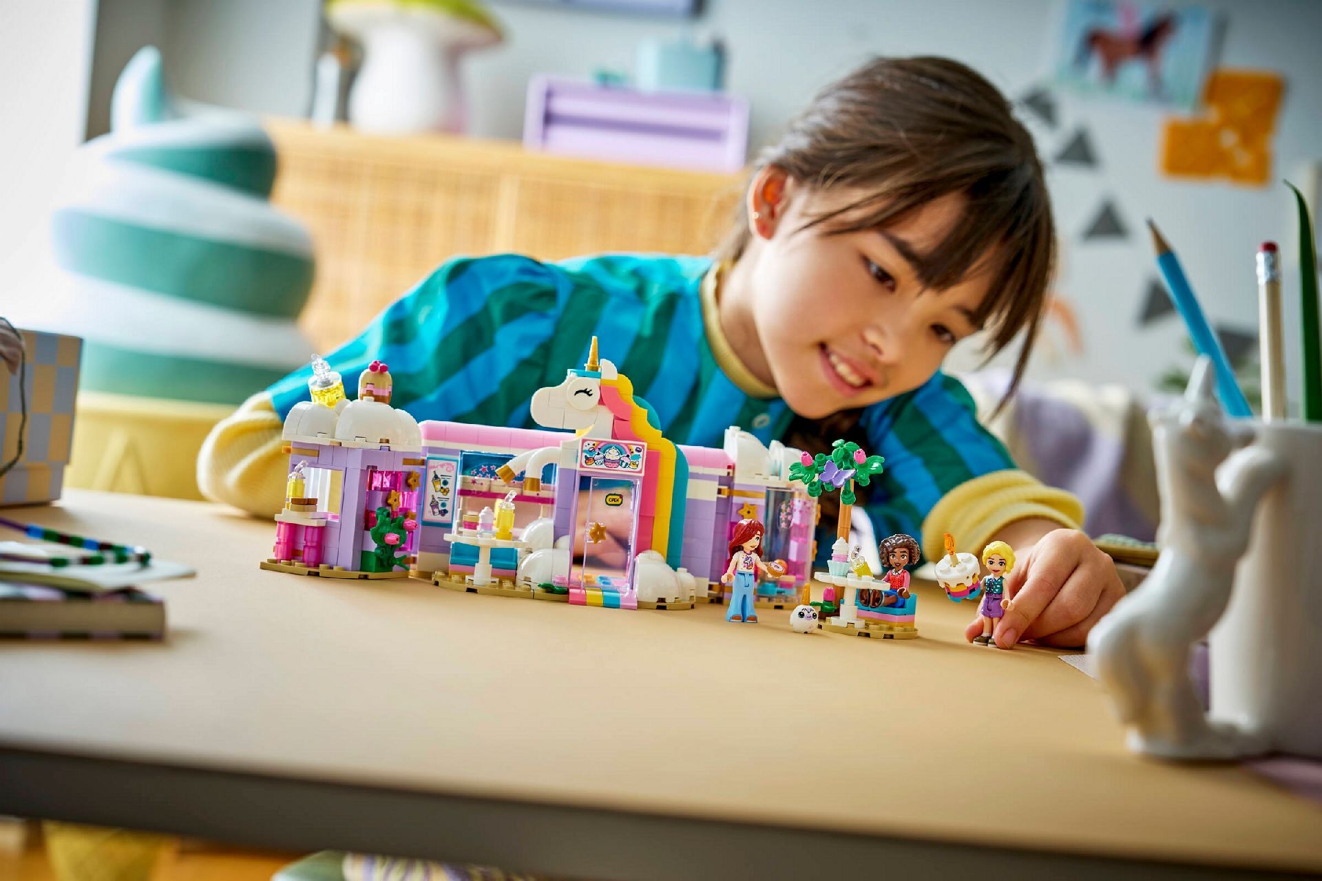 LEGO® Unicorn Dream Café