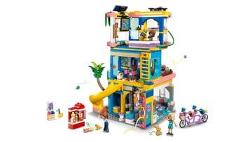 LEGO® Heartlake City Friends Club House