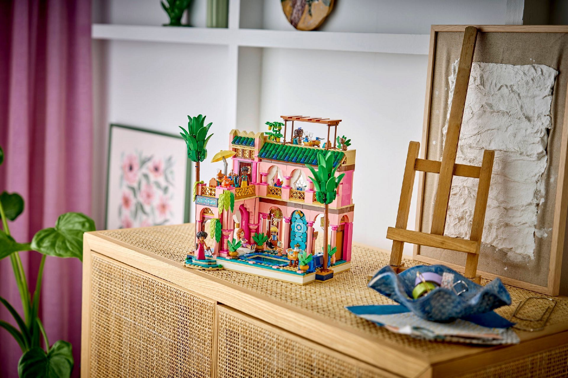 LEGO® Garden Restaurant