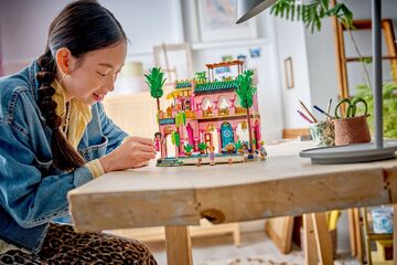 LEGO® Garden Restaurant