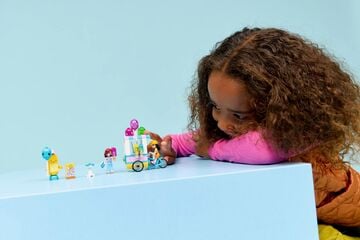LEGO® Ice Cream & Balloon Stand