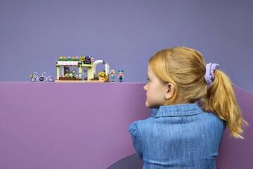 LEGO® Creative Flower Shop