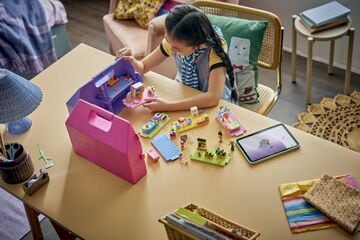 LEGO® Creative Dollhouse Suitcase
