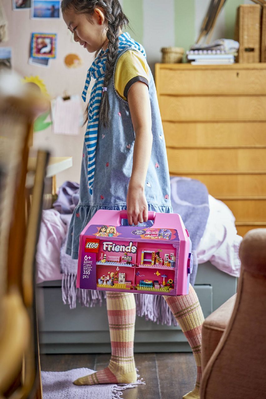 LEGO® Creative Dollhouse Suitcase