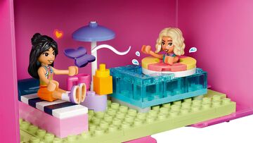 LEGO® Creative Dollhouse Suitcase