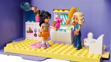 LEGO® Creative Dollhouse Suitcase