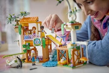 LEGO® Koala Habitat & Care Center