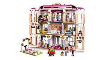 LEGO® Heartlake City Grand Hotel