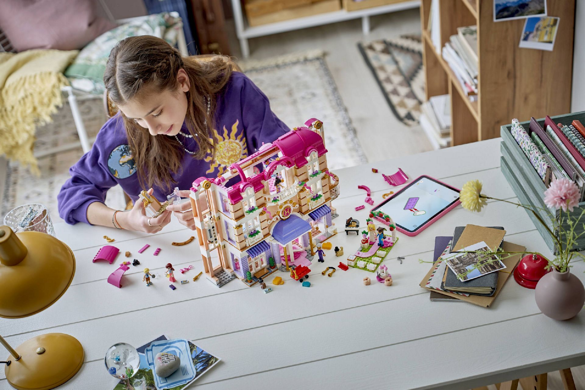 LEGO® Heartlake City Grand Hotel