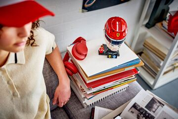 LEGO® Scuderia Ferrari HP Charles Leclerc Helmet