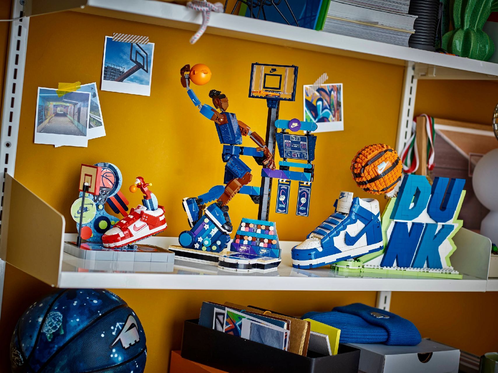 LEGO® Nike Dunk Trickshot