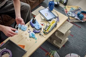 LEGO® Nike Air Max 95 x LEGO® Set