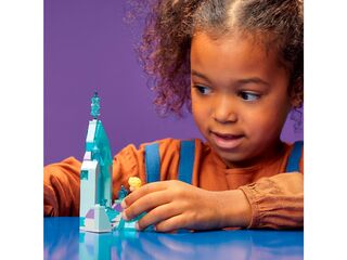 LEGO® Elsa’s Castle Courtyard