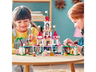 LEGO® Ultimate Adventure Castle