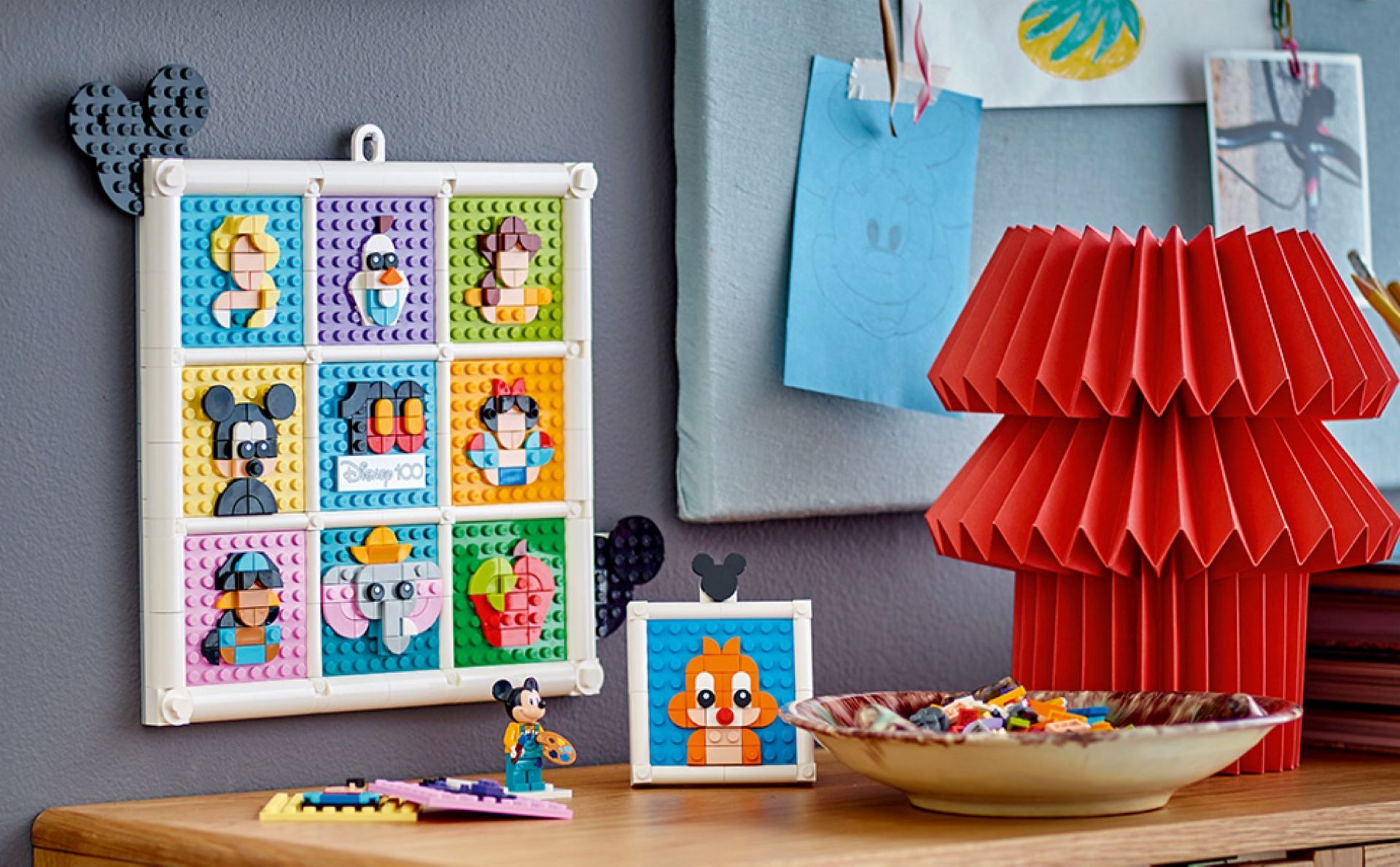 LEGO® 100 Years of Disney Animation Icons