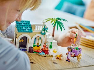 آشا في مدينة روساس من ليغو®