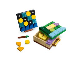 LEGO® Rapunzel's Tower & The Snuggly Duckling