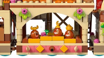 LEGO® Kakamora Barge