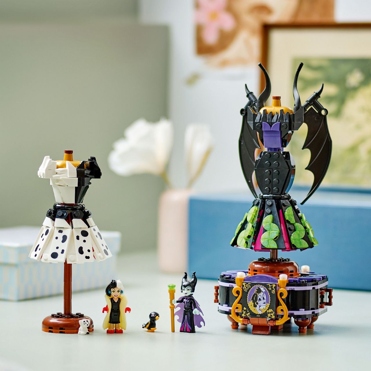 LEGO® Maleficent's and Cruella De Vil's Dresses
