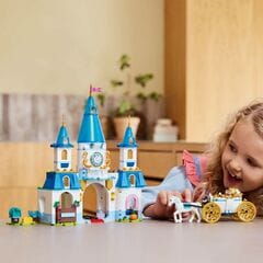 LEGO® Cinderella's Castle & Horse Carriage