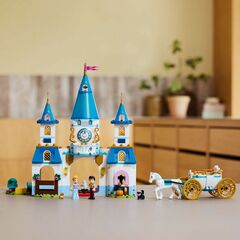 LEGO® Cinderella's Castle & Horse Carriage
