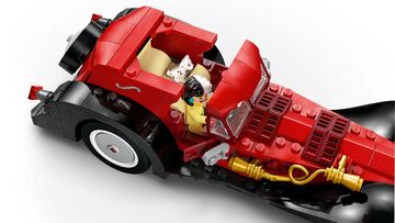 LEGO® Cruella De Vil's Car