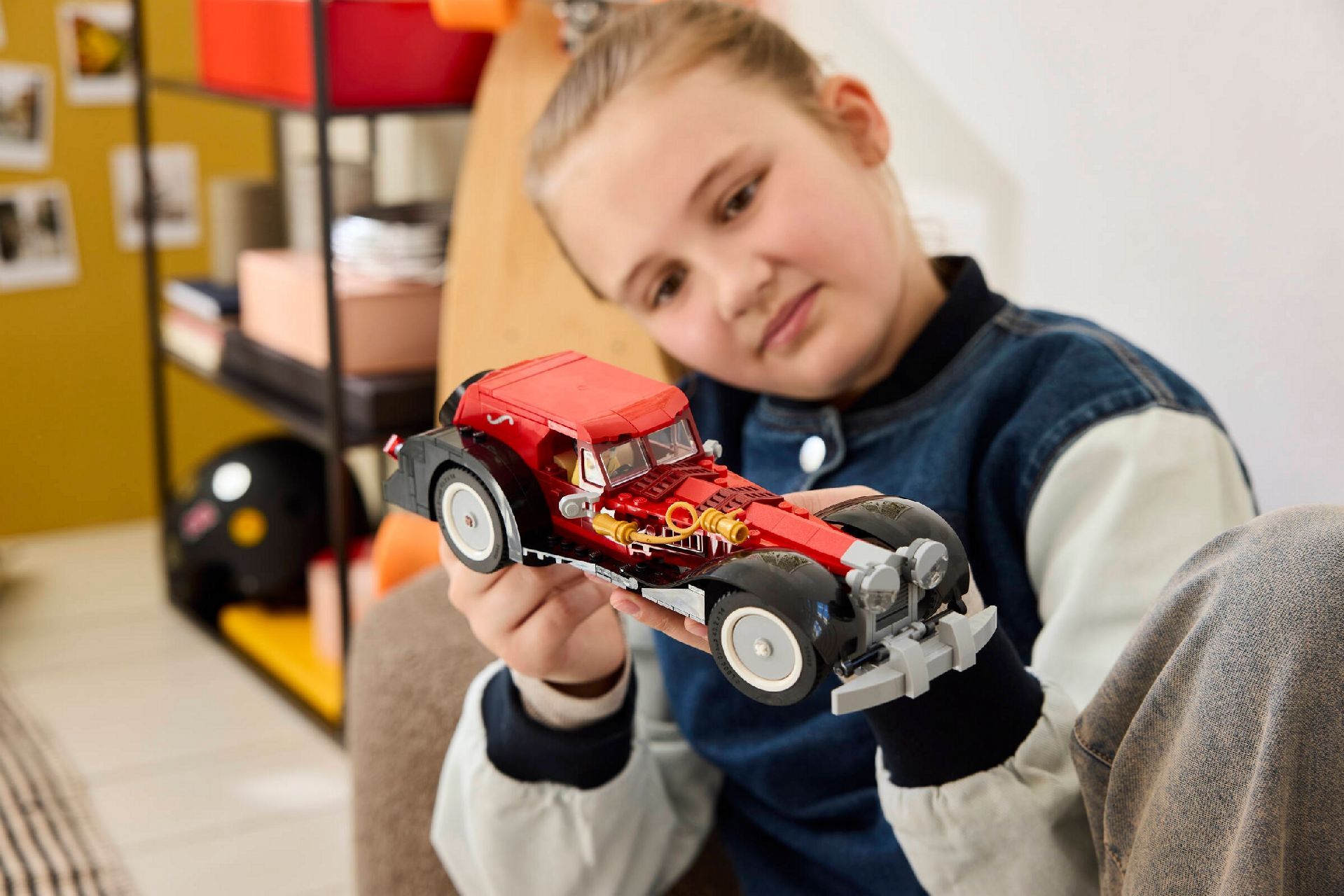 LEGO® Cruella De Vil's Car