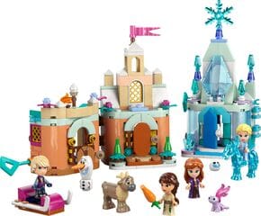 LEGO® Mini Arendelle Castle & Elsa's Ice Palace