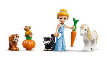 LEGO® Cinderella Animal Friends Castle