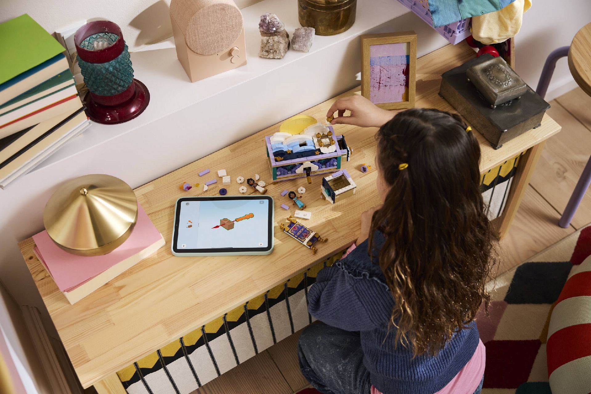 LEGO® Jasmine's Jewelry Box