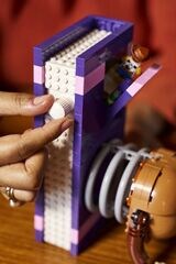 LEGO® Toy Story Slinky Dog Bookends