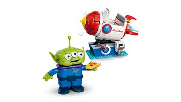 LEGO® Alien with Pizza Planet Rocket Ride