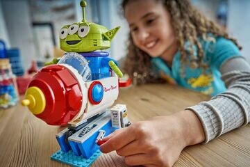 LEGO® Alien with Pizza Planet Rocket Ride