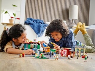 LEGO® City Town Center