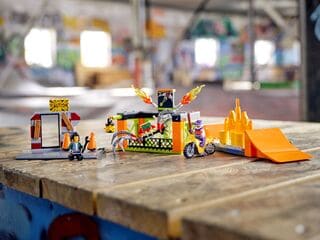 ليغو® سيتي مجموعة بناء منتزه المجازفات