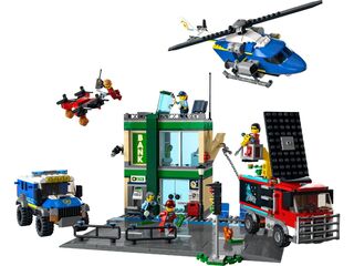 LEGO® Police Chase at the Bank