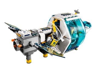 LEGO® Lunar Space Station