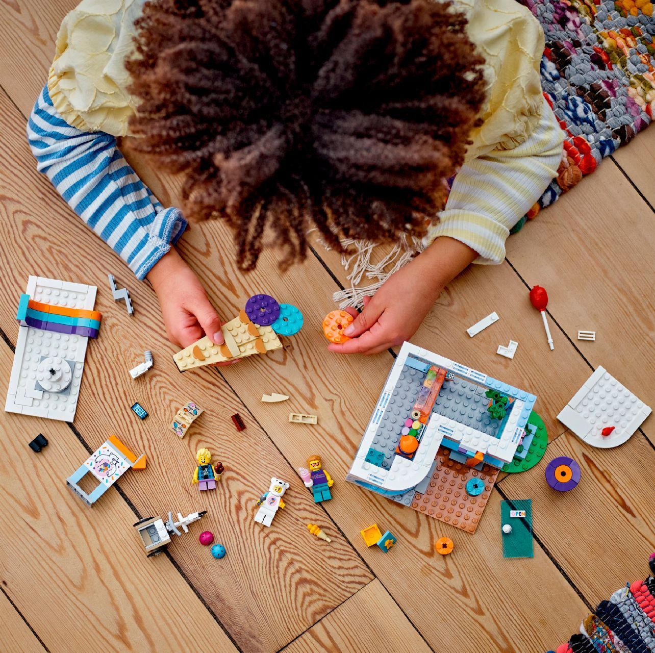 LEGO® Ice-Cream Shop