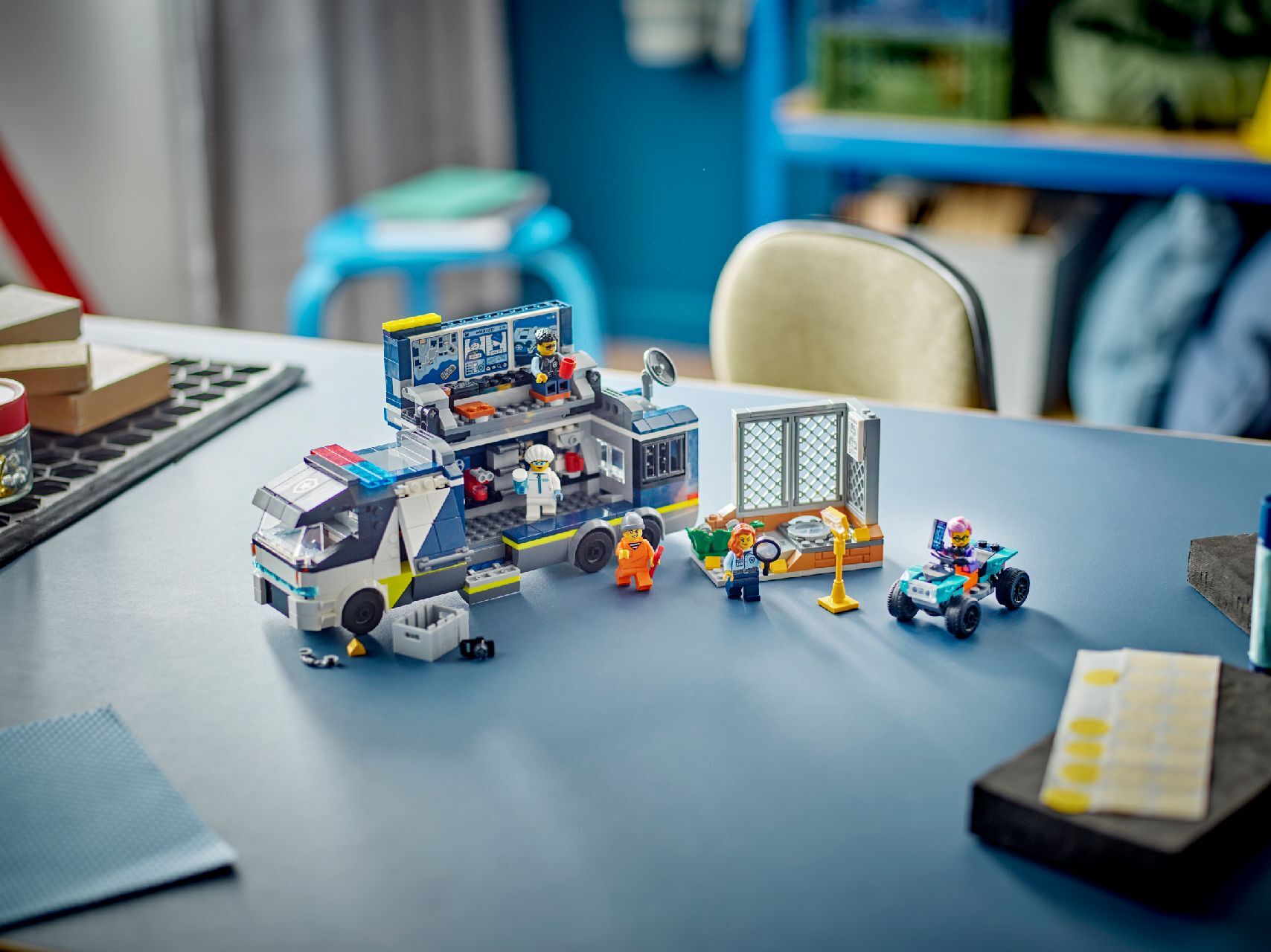 LEGO® Police Mobile Crime Lab Truck