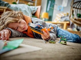 مجموعة بناء طائرة مائية لمستكشف الغابة من LEGO®