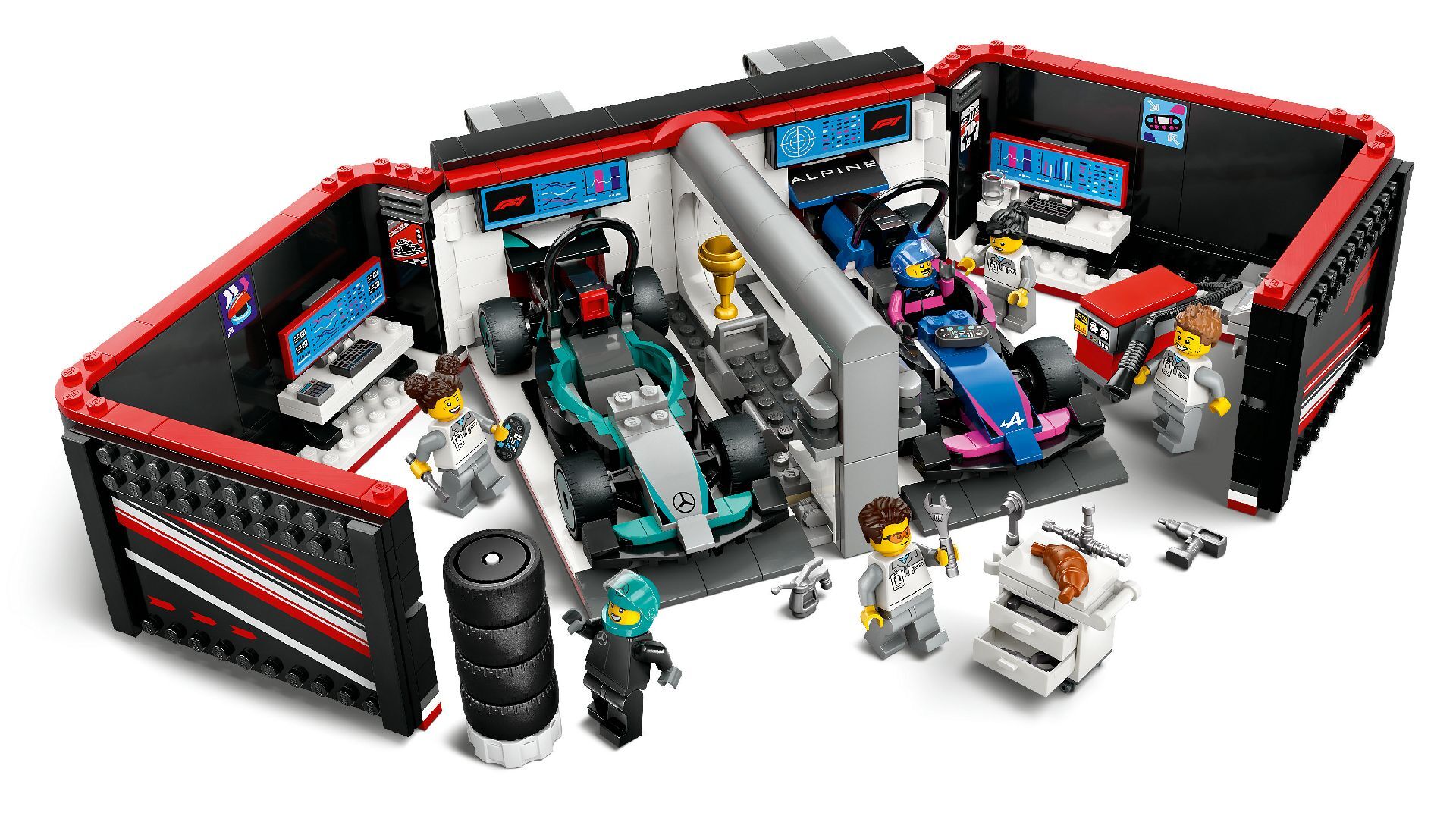 مرآب F1® وسيارات Mercedes-AMG وAlpine من LEGO®