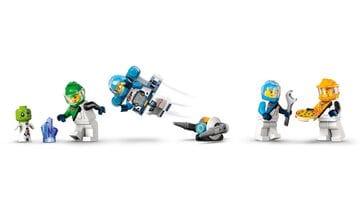LEGO® Modular Galactic Spaceship