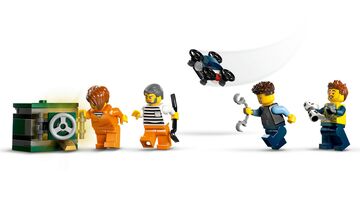 LEGO® Off-Road Police Car Chase