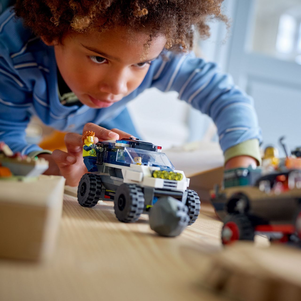 LEGO® Off-Road Police Car Chase