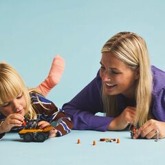جرافة البناء الصفراء بعجلات من LEGO®
