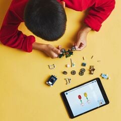 حزمة سيارة سباق سرير المستشفى ضد الطائرة من LEGO®