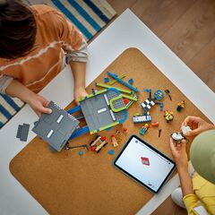 LEGO® No Limits: Race Car Ramp Track