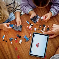 LEGO® F1® Williams Racing & Haas F1® Race Cars